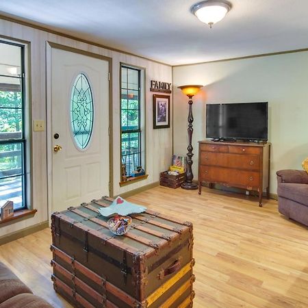 Pet-Friendly Elkins Vacation Rental With Decks! Exteriör bild