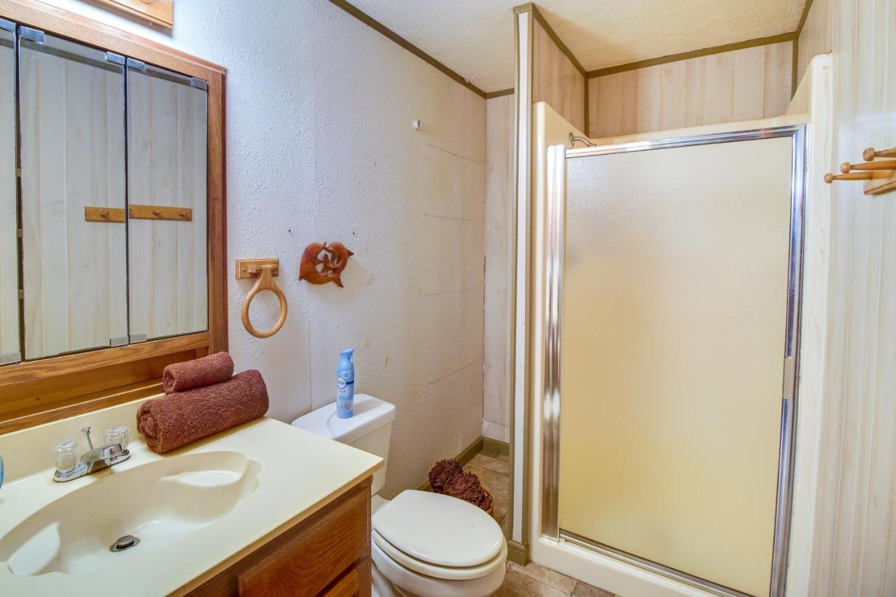 Pet-Friendly Elkins Vacation Rental With Decks! Exteriör bild