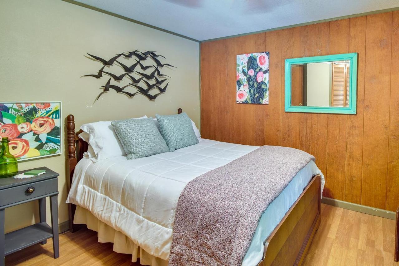 Pet-Friendly Elkins Vacation Rental With Decks! Exteriör bild
